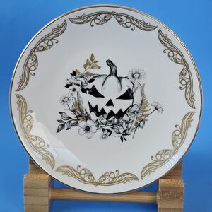 Jack-o-lantern Floral Plate Mushroom Gold Black White Goth Whimsygoth Gothmas